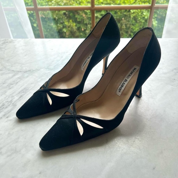 Manolo Blahnik Black Satin Cutout Heels Size 7 - Picture 1 of 8